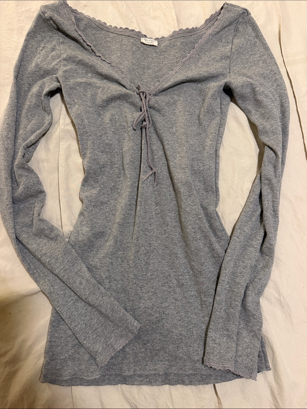 Brandy Melville Heather Gray Lace-Trim Long Sleeve Tee